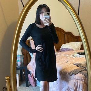 black long sleeve dress